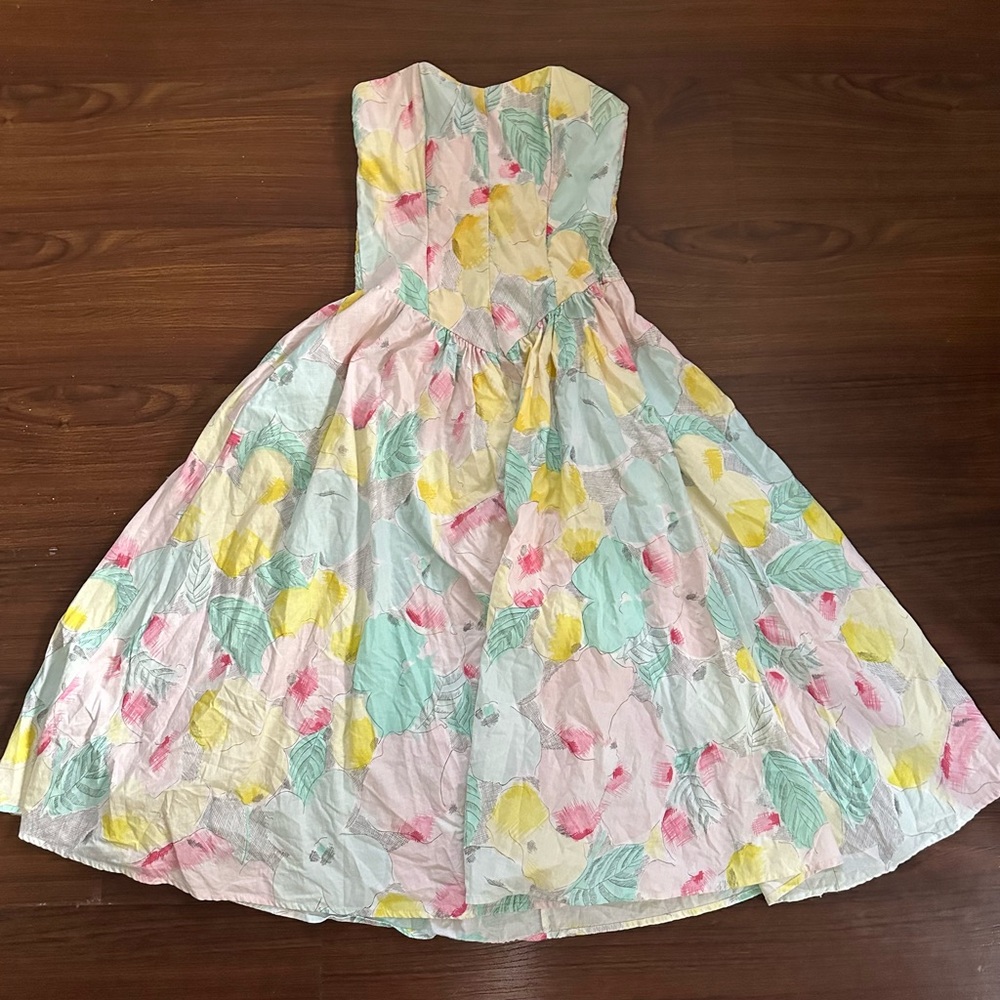 Katie MFG Strapless Floral Dress Size M